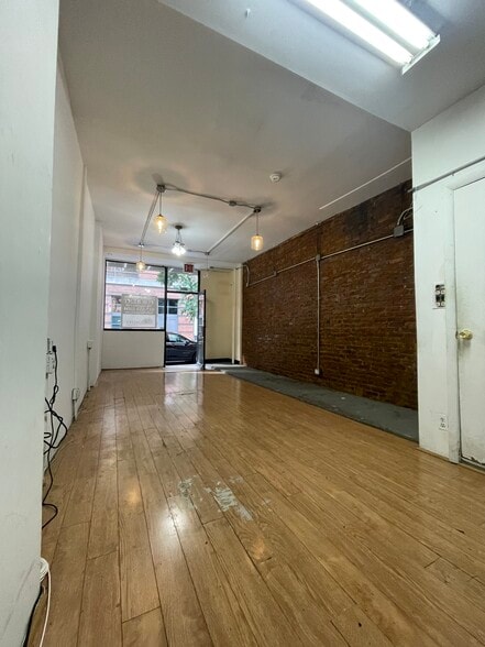 More Photos Of 313 E 95th St, New York Apartments For Sale
