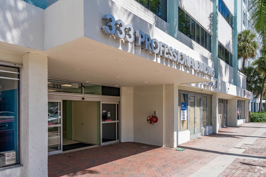 More Photos Of 333 Arthur Godfrey Rd, Miami Beach Office For Lease