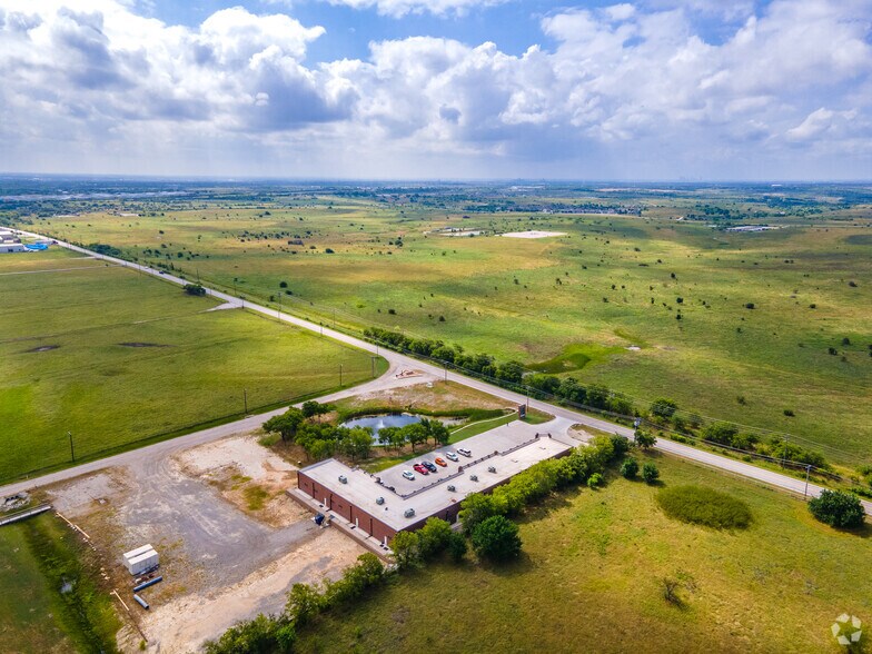 More Photos Of 3348 Peden Rd, Fort Worth Coworking Space