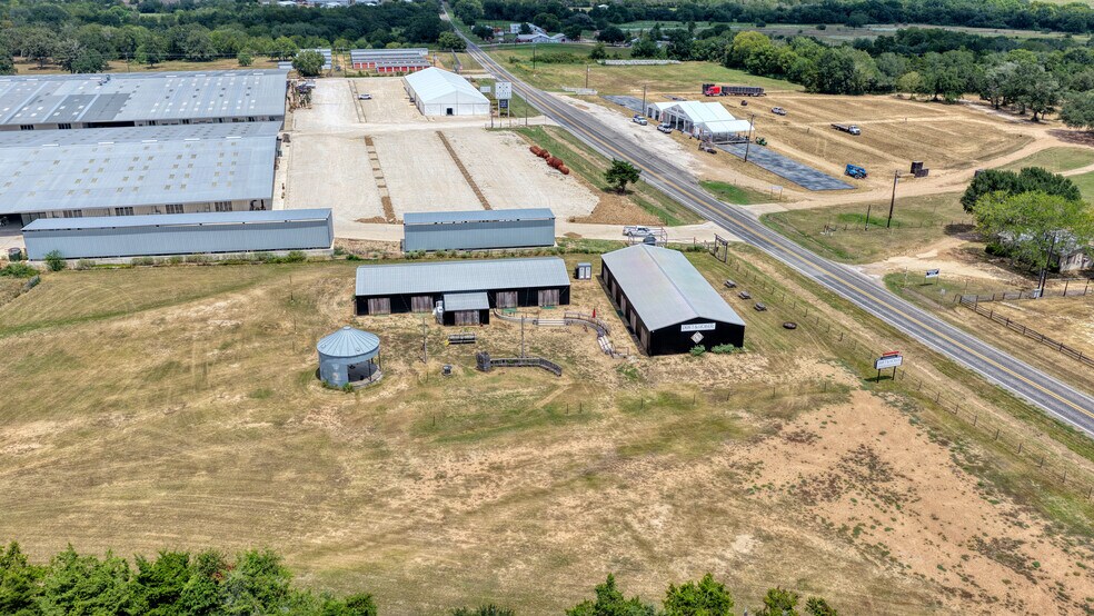 More Photos Of 1440 TX-237 Hwy, Round Top Flex For Sale