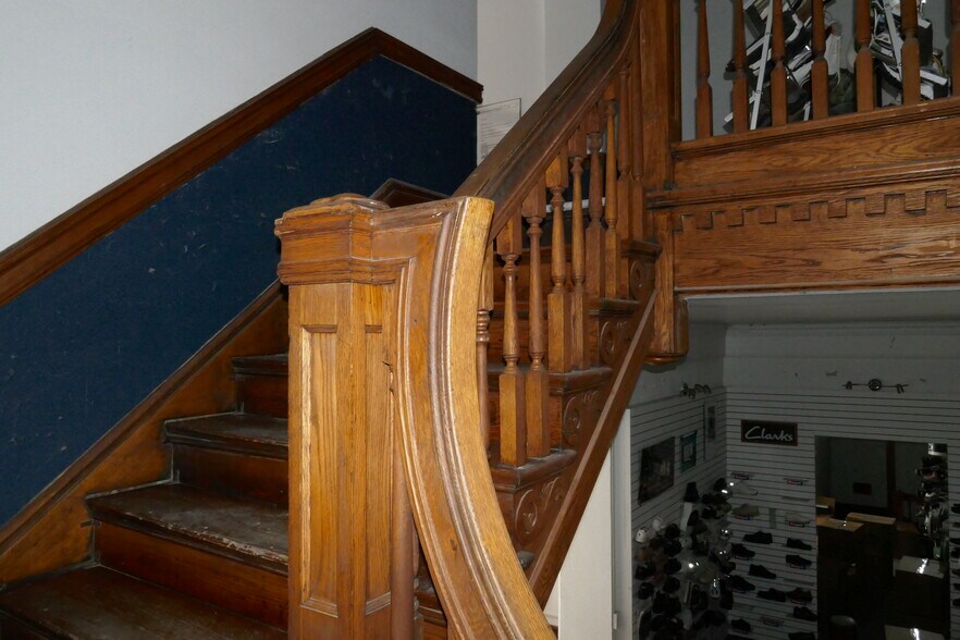 More Photos Of 1601 Main St, Elwood Loft Creative Space For Sale