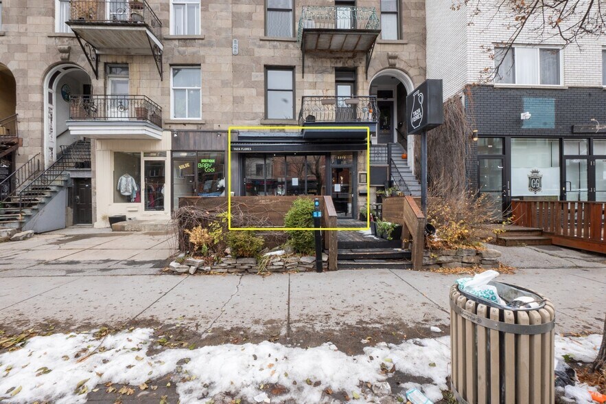 Primary Photo Of 5375 Av Du Parc, Montréal Storefront Retail Residential For Lease