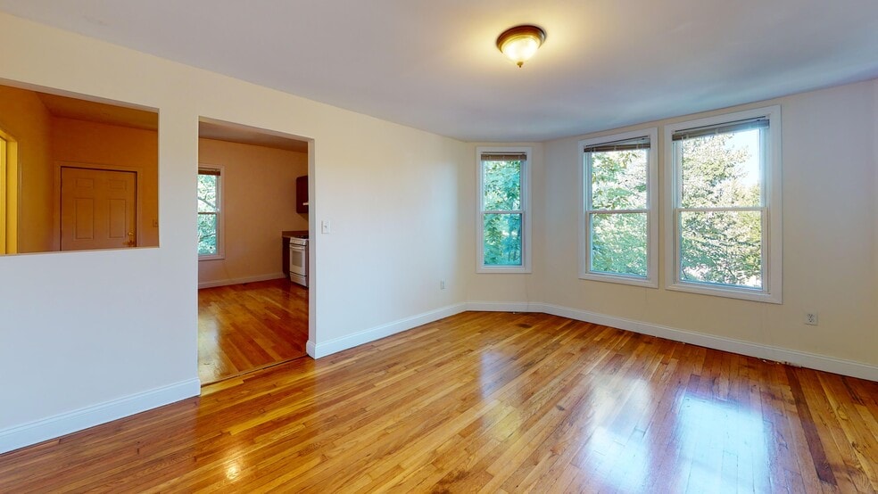 More Photos Of 755 Truman Hwy, Hyde Park Apartments For Sale