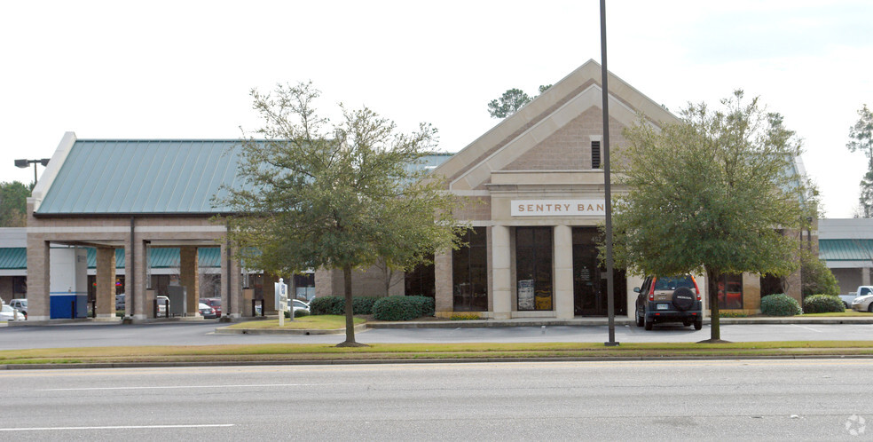 Primary Photo Of 452 Second Loop Rd, Florence Bank For Lease