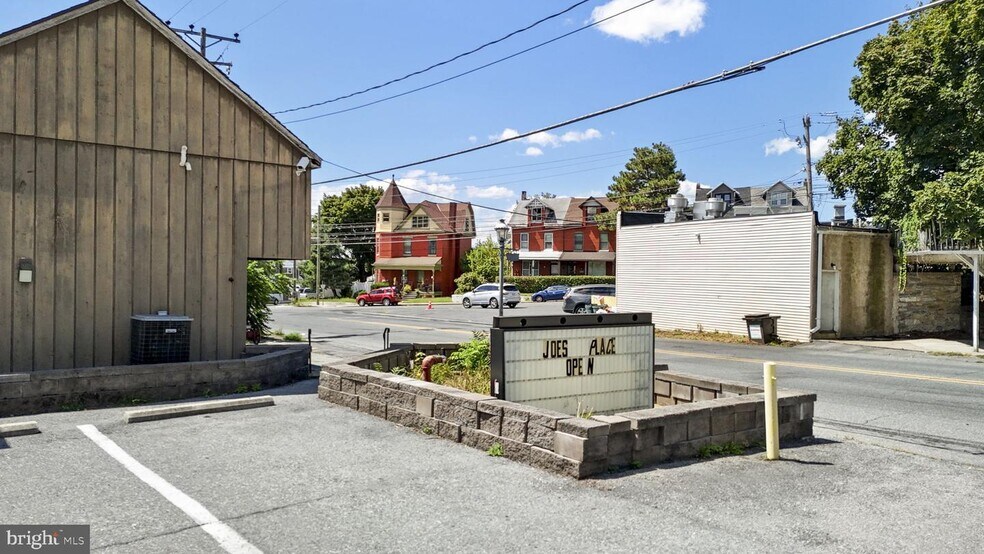 More Photos Of 5 Spring Valley Rd, Reading Restaurant For Sale