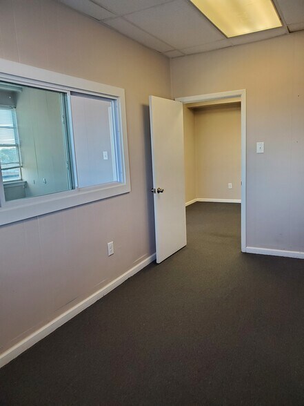 More Photos Of 8400 Bustleton Ave, Philadelphia Medical For Lease