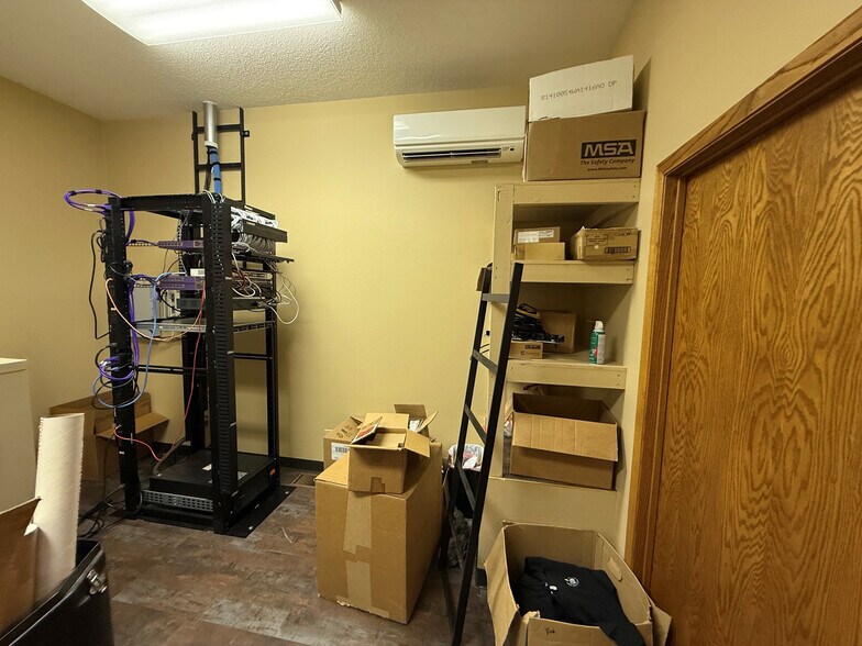 More Photos Of 100 E 3rd St, Galva Office For Sale