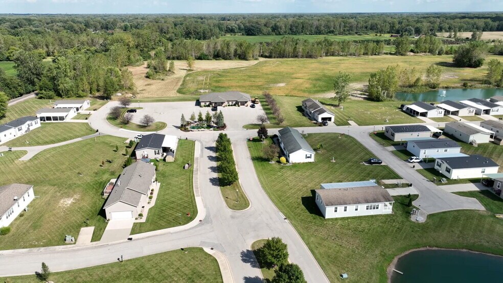 More Photos Of 1723 Cranberry Lake Cir, Saginaw Manufactured Housing Mobile Home Park For Sale