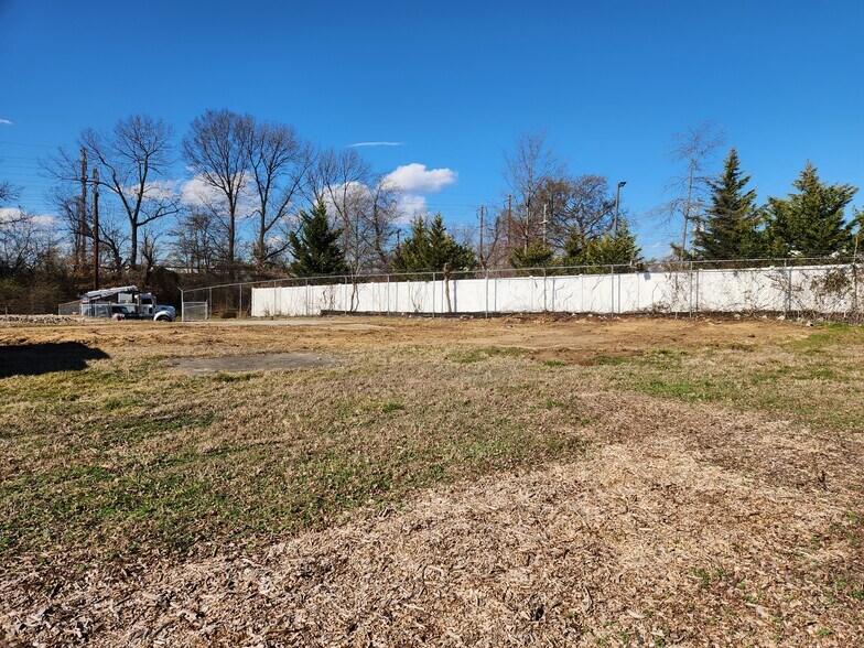 More Photos Of 1431 Eastern Ave, Capitol Heights Land For Lease
