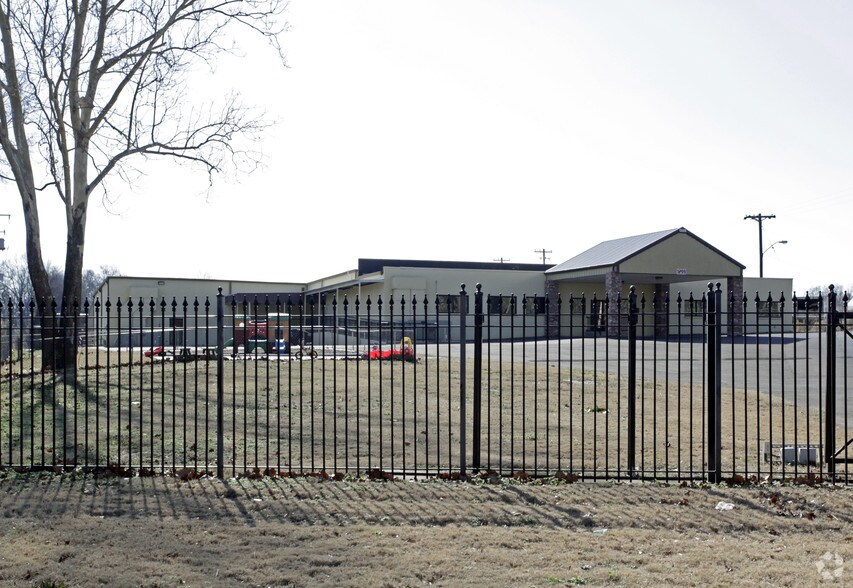 More Photos Of 1299 E Mclemore Ave, Memphis Schools For Sale