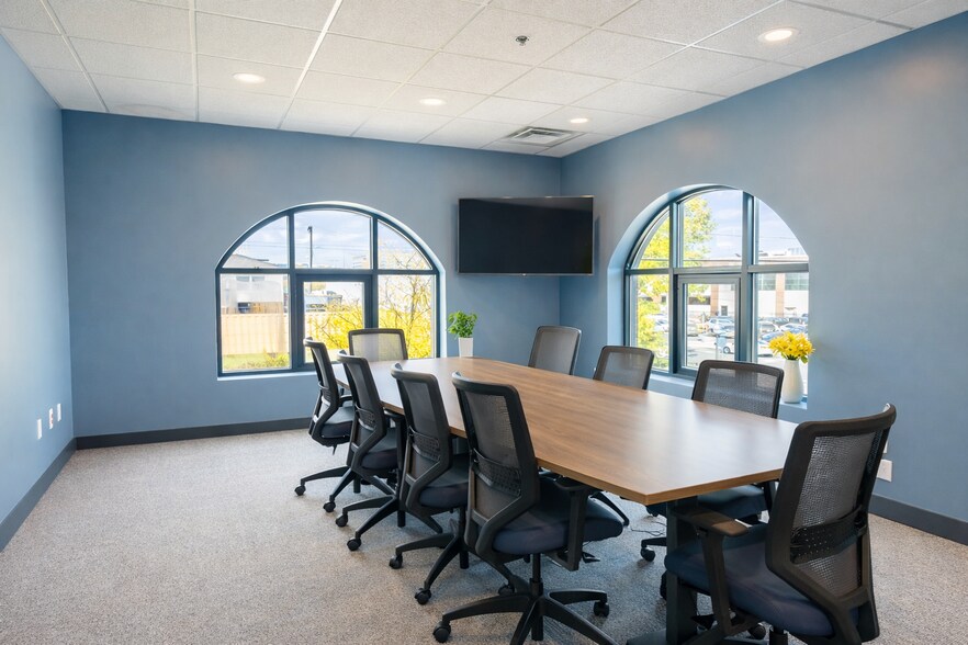 More Photos Of 209 W 6th St, Royal Oak Office Residential For Lease