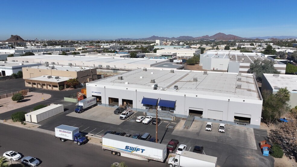 More Photos Of 800 W Fairmont Dr, Tempe Warehouse For Lease