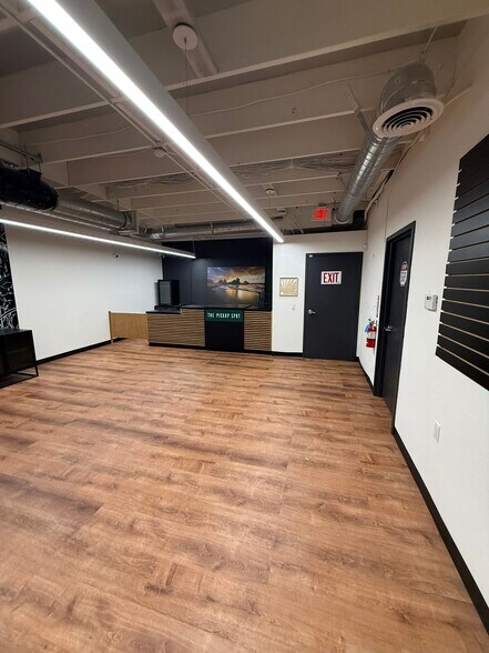 More Photos Of 2675 N Ventura Rd, Port Hueneme General Retail For Lease