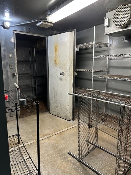More Photos Of 1465 Webster St, Alameda Restaurant For Sale