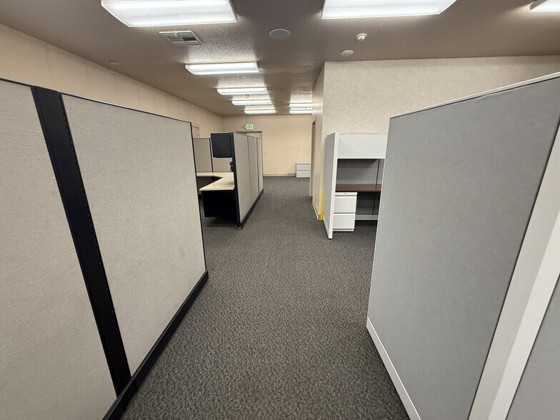 More Photos Of 50 Snider Way, Sparks Light Distribution For Lease