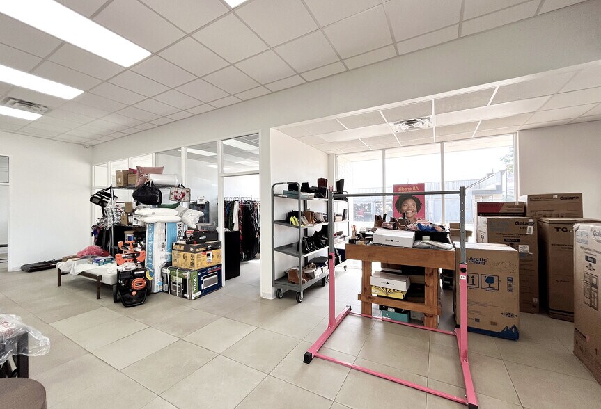 More Photos Of 16210 Clay Rd, Houston Auto Repair For Lease