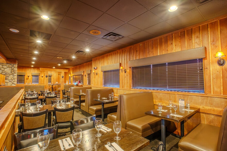 More Photos Of 891 De Marco Dr, Henderson Restaurant For Lease