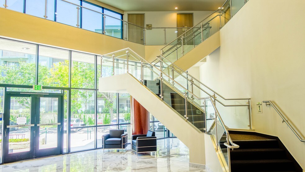 More Photos Of 2501 E Chapman Ave, Fullerton Coworking Space