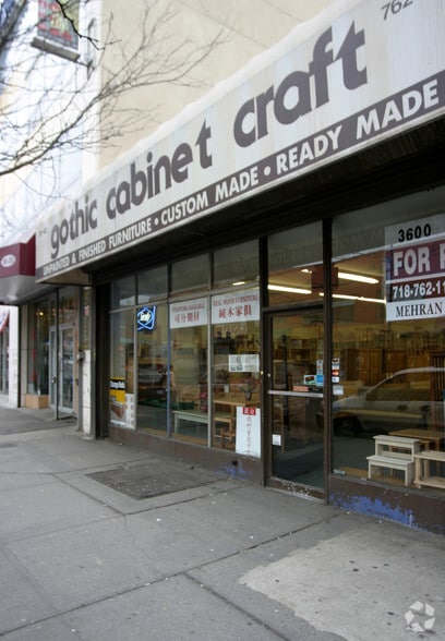 More Photos Of 3648 Main St, Flushing Freestanding For Lease