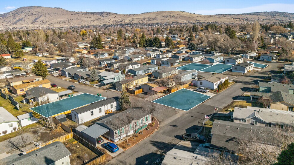 More Photos Of 4647 Winter Ave, Klamath Falls Manufactured Housing Mobile Home Park For Sale