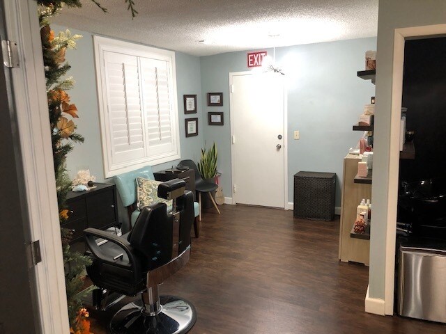 More Photos Of 1635 S Ridgewood Ave, Daytona Beach Office For Lease