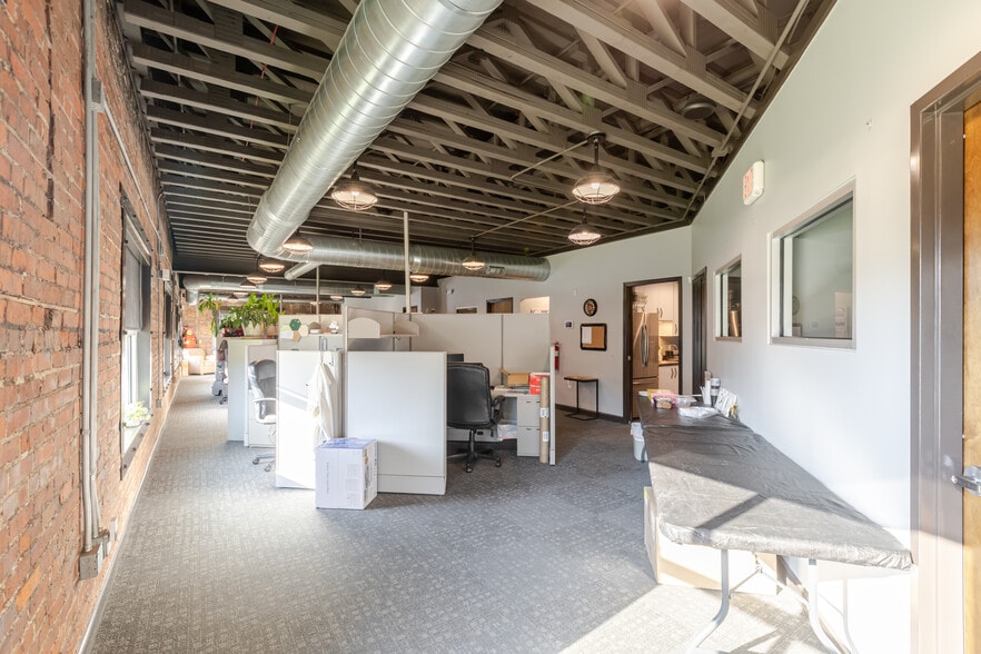 More Photos Of 100 Main St, Fort Mill Loft Creative Space For Lease