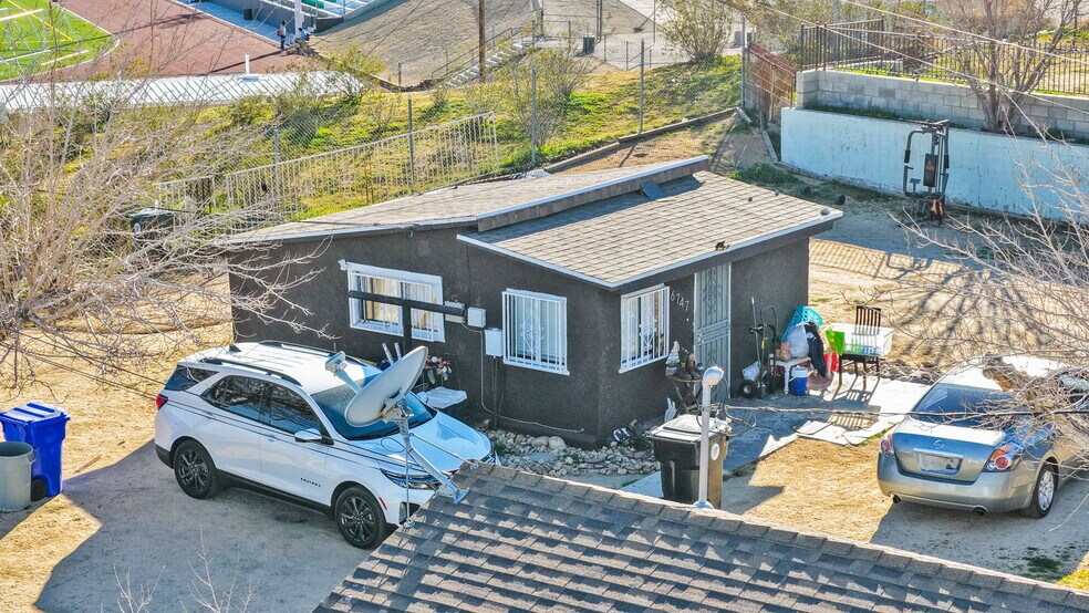 More Photos Of 16745 Yucca Ave, Victorville Multifamily For Sale