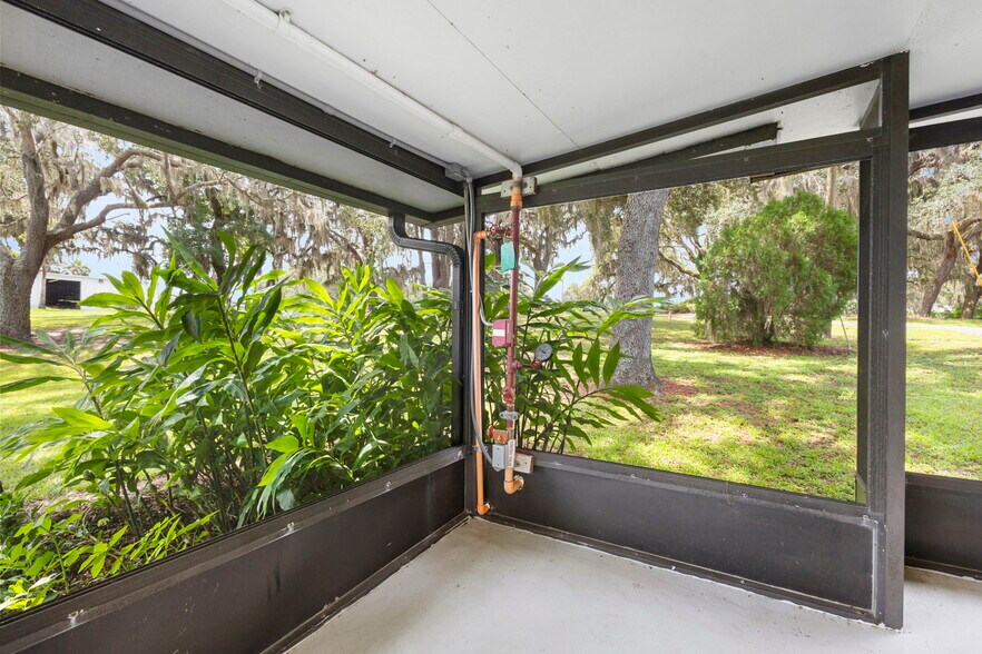 More Photos Of 579 Johnson Lake Rd, De Leon Springs Assisted Living For Sale