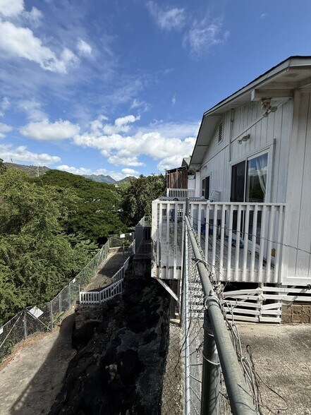 More Photos Of 1424 Gulick Ave, Honolulu Multifamily For Sale