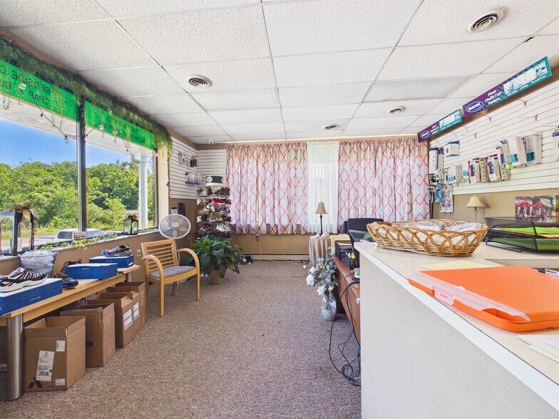 More Photos Of 209-213 Marion Pike, Coal Grove Medical For Sale