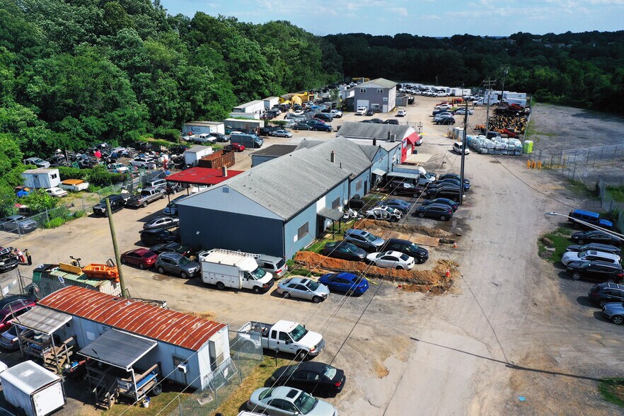 More Photos Of 6051 Olson Rd, Baltimore Service For Sale