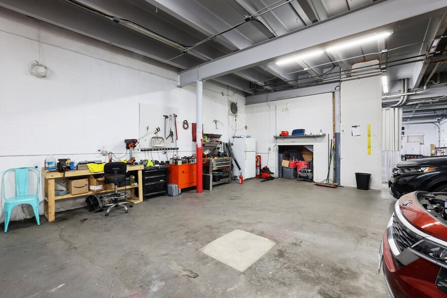 More Photos Of 3001 E Platte Ave, Colorado Springs Service For Sale