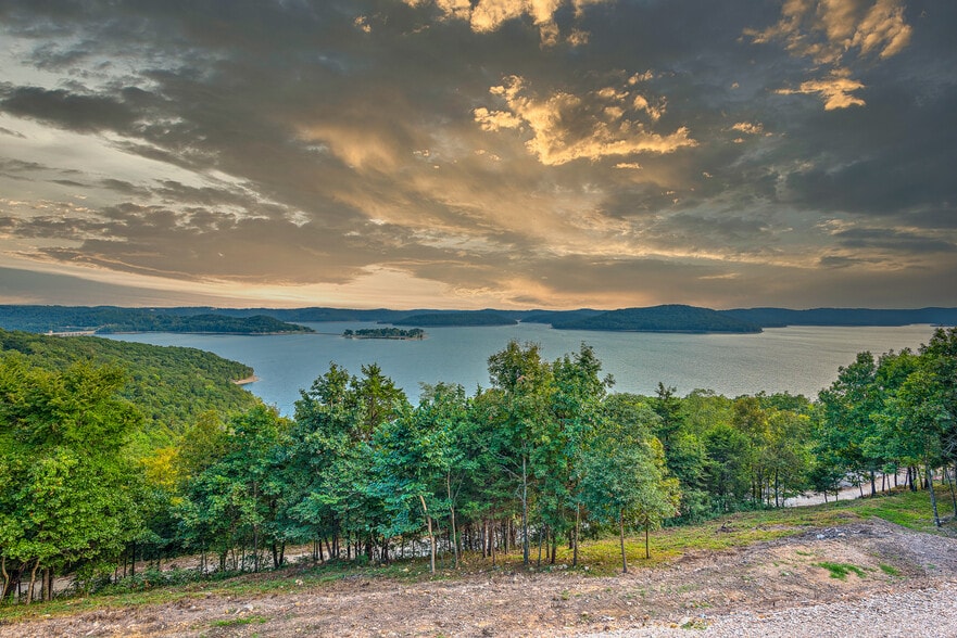 More Photos Of 1150 County Road 113, Eureka Springs Lodge Meeting Hall For Sale