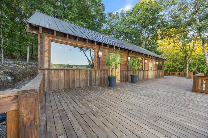 More Photos Of 4201 Pleasant Valley Rd, Union Grove Restaurant For Sale