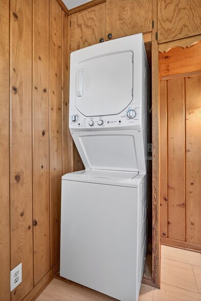 More Photos Of 3025 Ocean Dr, Oxnard Apartments For Sale