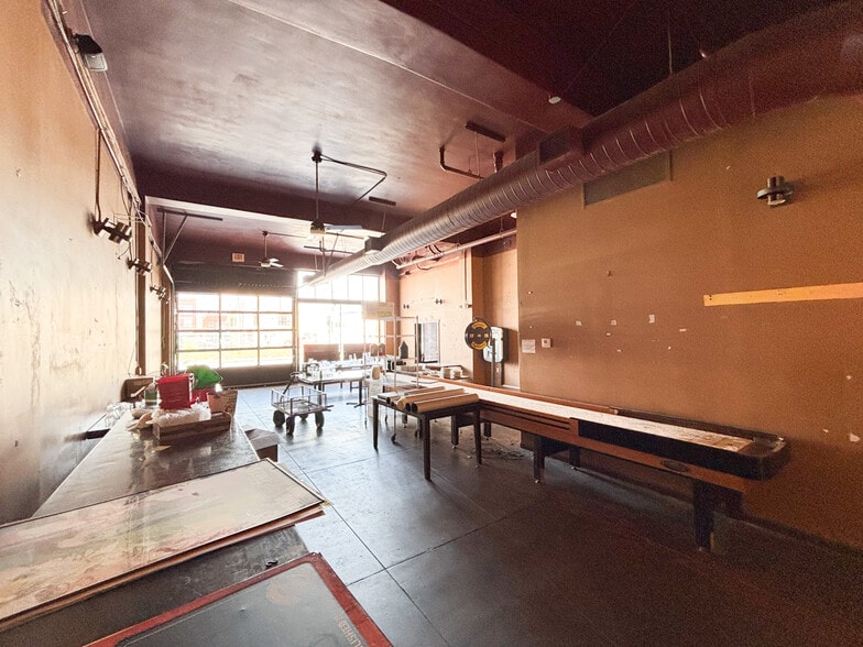 More Photos Of 431 S Jefferson Ave, Springfield Apartments For Lease