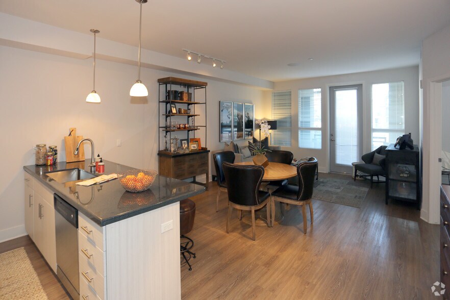 More Photos Of 7350 E Stetson Dr, Scottsdale Apartments For Lease