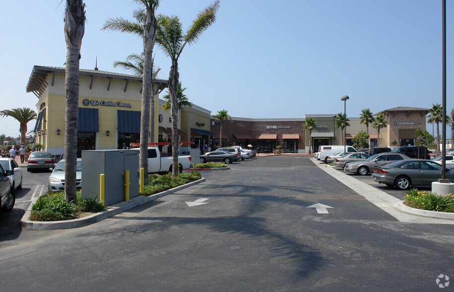 More Photos Of 1111-1191 S Victoria Ave, Oxnard General Retail For Lease