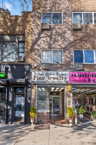 More Photos Of 30-14 Steinway St, Astoria Storefront Retail Office For Lease