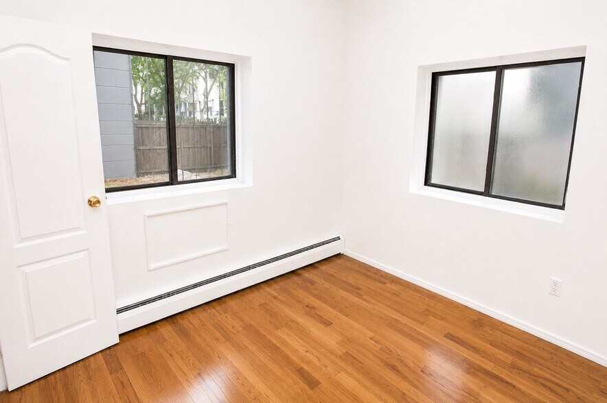 More Photos Of 177 Moffat St, Brooklyn Apartments For Sale
