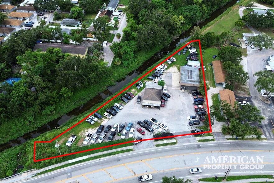 More Photos Of 3220 9th St W, Bradenton Auto Dealership For Sale