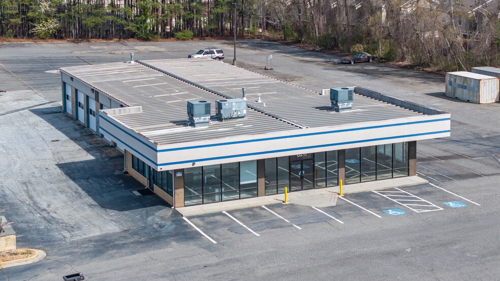Primary Photo Of 6211 Lawrenceville Hwy, Tucker Auto Dealership For Lease