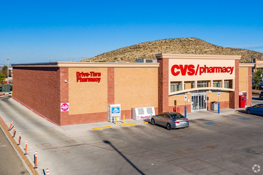 More Photos Of 680 E Redd Rd, El Paso Drugstore For Sale