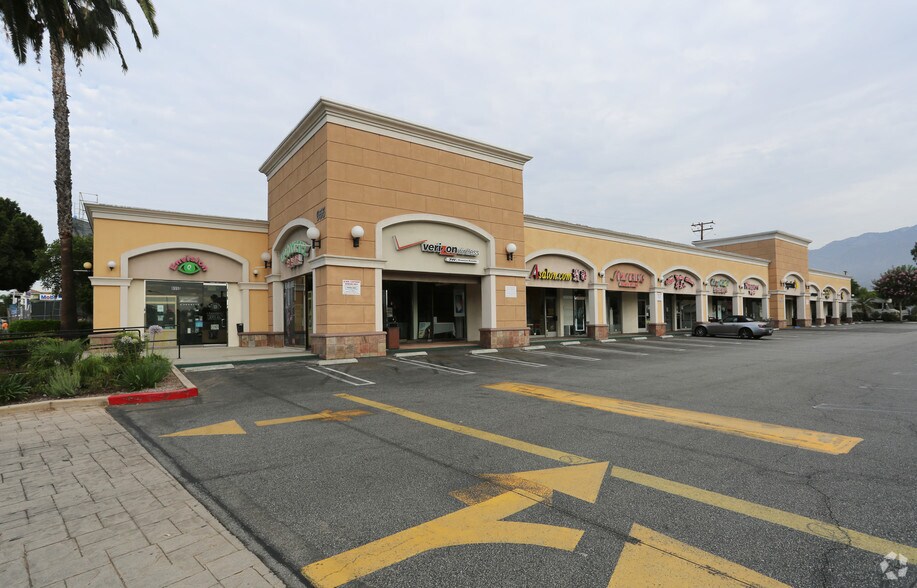 More Photos Of 627-655 W Duarte Rd, Arcadia Freestanding For Lease