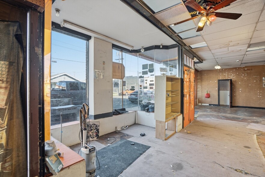 More Photos Of 511 3rd St, Rodeo Storefront Retail Residential For Sale