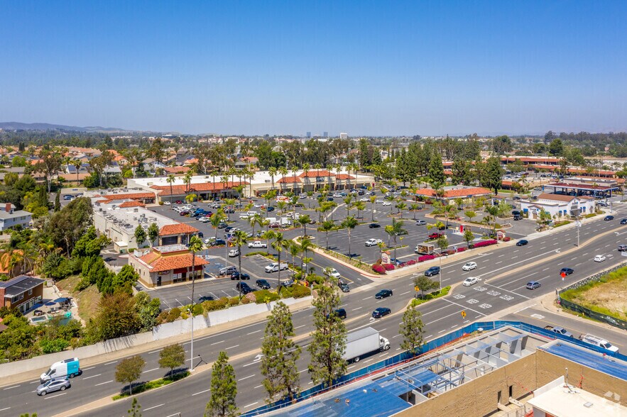 More Photos Of 24799 Alicia Pky, Laguna Hills Bank For Lease