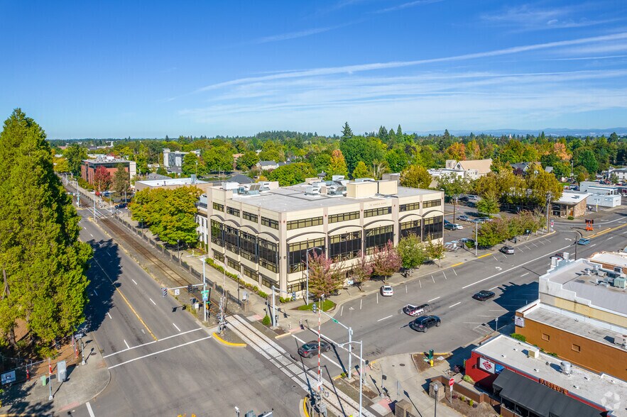 More Photos Of 1241 State St, Salem Office For Sale