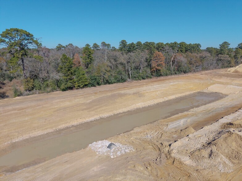 More Photos Of 12638 Huffmeister Rd, Cypress Unknown For Lease