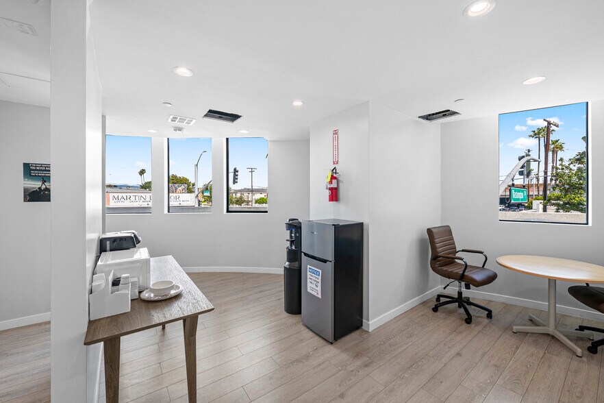 More Photos Of 4013 Sawtelle Blvd, Los Angeles Medical For Lease