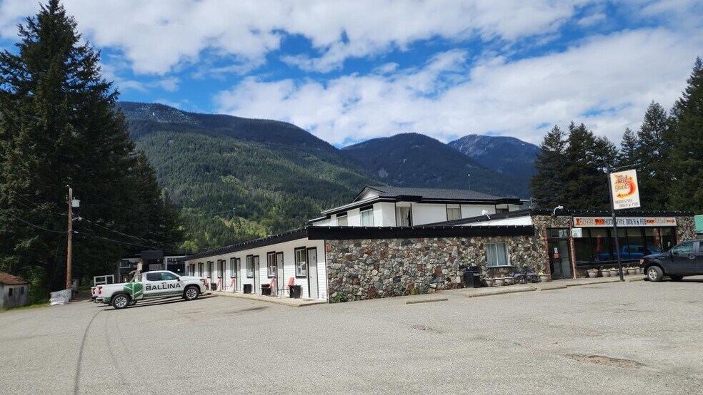 More Photos Of 50865 Trans-Canada Hwy, Boston Bar Hotel For Sale